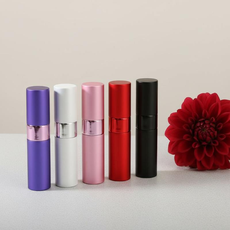 Perfume Atomizer Travel - ขวดน้ำหอมแบบเติมได้ขนาด 8 มล. หมุนได้ ตัวเรือนอะลูมิเนียมอัลลอยด์ ป้องกันการรั่วซึม