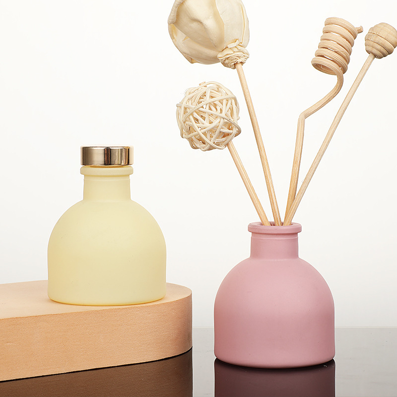 Home Fragrance Brand - 1 PC 50ml สีชมพู/สีขาว/สีเหลือง/สีดําน้ํามันหอมระเหย Diffuser ขวด