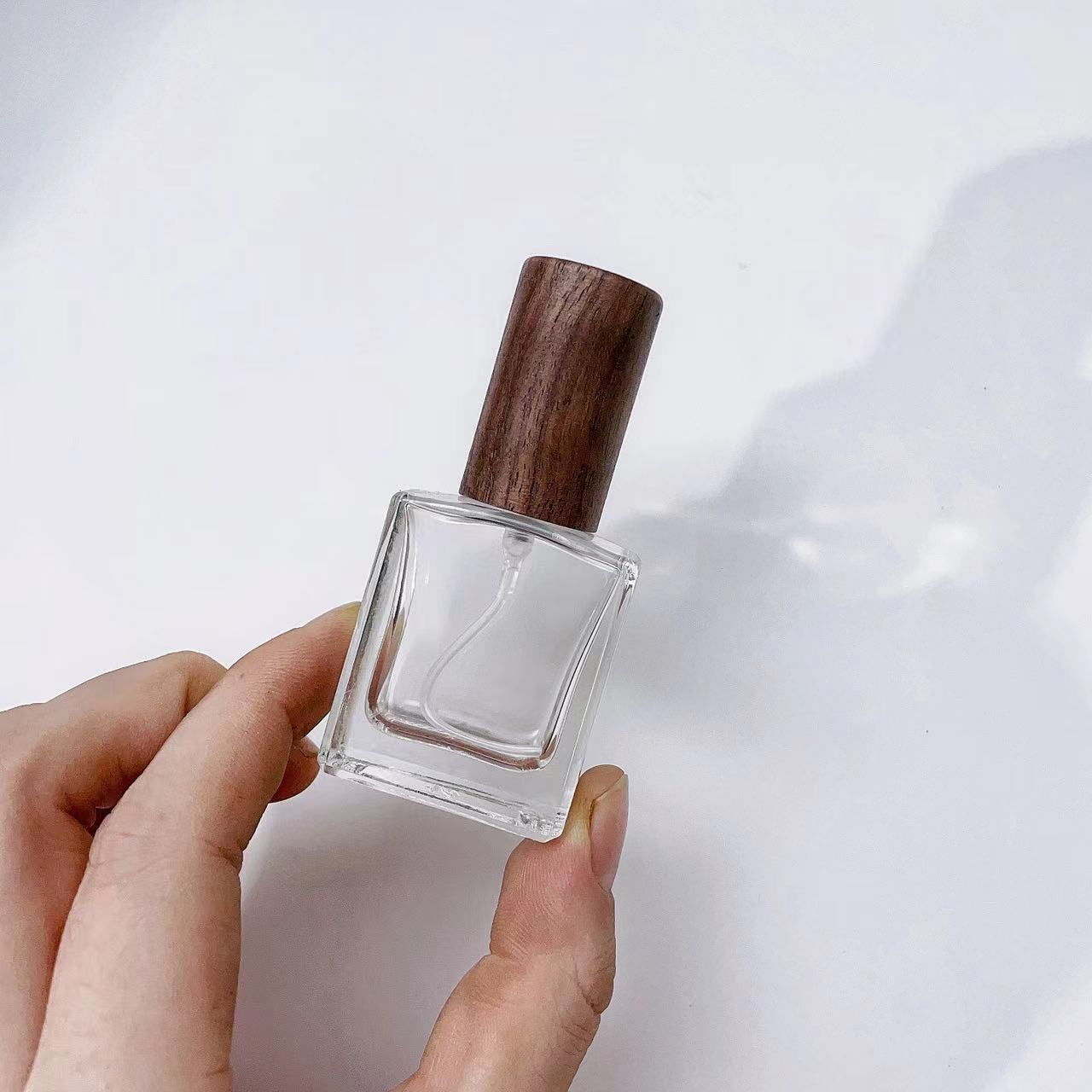 ขวดสเปรย์น้ำหอมแก้วใสหนา10มล.  - Perfume Atomizer Travel บทวิจารณ์และราคา